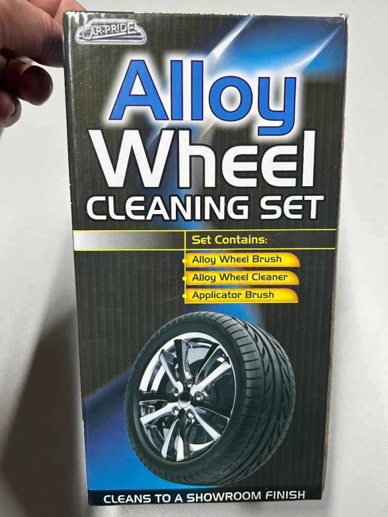 Alloy Wheel Cleaning Set
