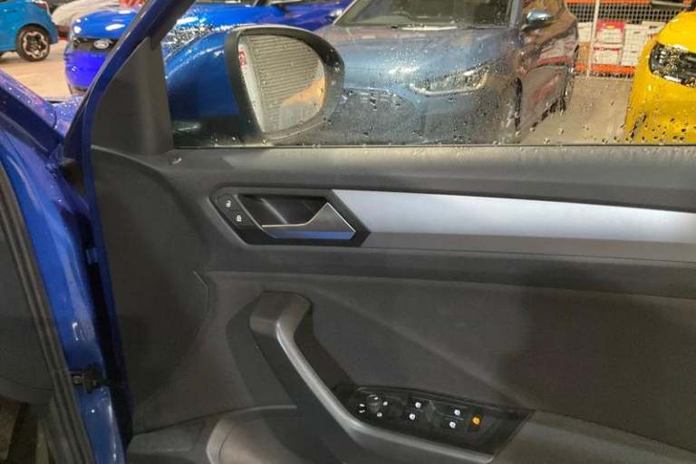 2022 Volkswagen T-Roc 1.5 TSI Life 5dr- Apple Car Play Manual Hatchback Petrol Manual