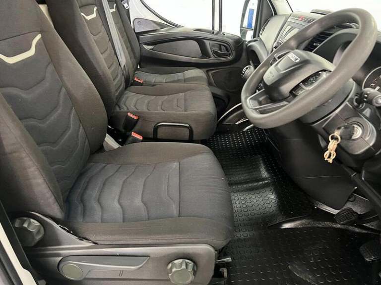 2021 Iveco Daily 2.3 Chassis Cab 3450 WB CHASSIS CAB DIESEL Manual