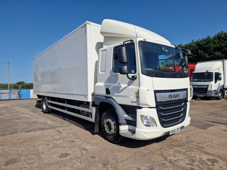 Daf CF 260, 2020, 28ft Box Body Truck, Sleeper cab, 488000 Kms, August 27 MOT