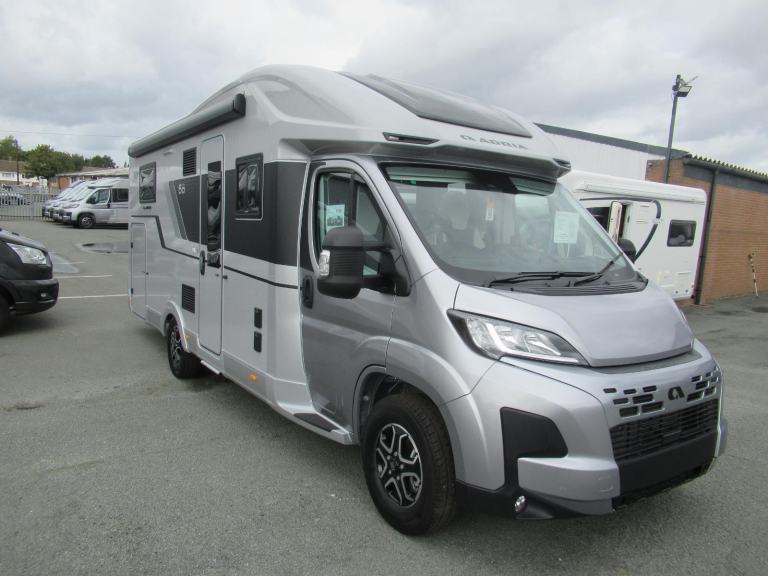 ADRIA CORAL 670 DL 60Y EDITION ***£5,450 SAVING***