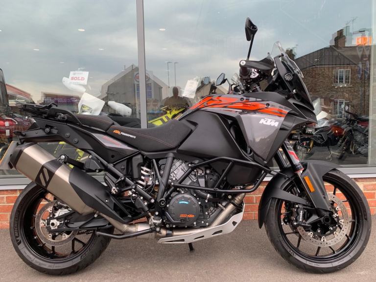 KTM 1290 SUPER ADVENTURE S - 2 YEAR WARRANTY - HUGE SPEC