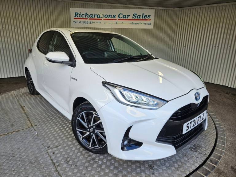 2021 Toyota Yaris 1.5 VVT-h Design Hatchback 5dr Petrol Hybrid E-CVT Euro 6 (s/s) (116 ps) Hatchb...