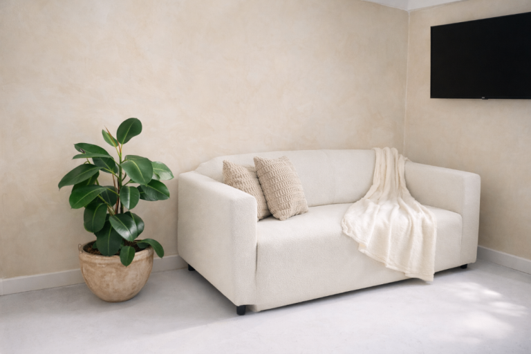 Eastframe Studios - Modern photography studio £20/hr