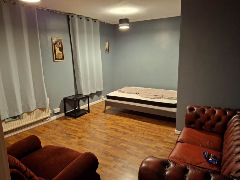 Double room in Hackney Central