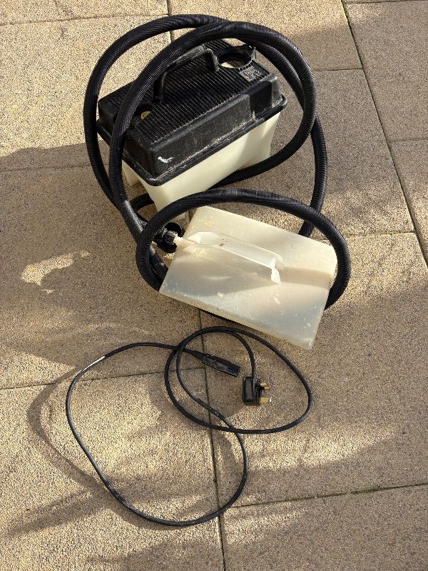 Wallpaper Steamer with Tank and Hose – Fair Condition