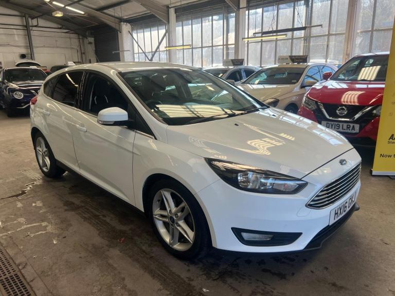 2016 Ford Focus 1.0 EcoBoost 125 Zetec 5dr HATCHBACK PETROL Manual