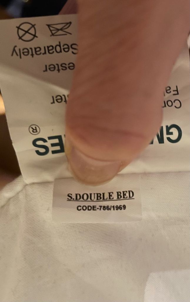 UK Small Double Bed padded overlay