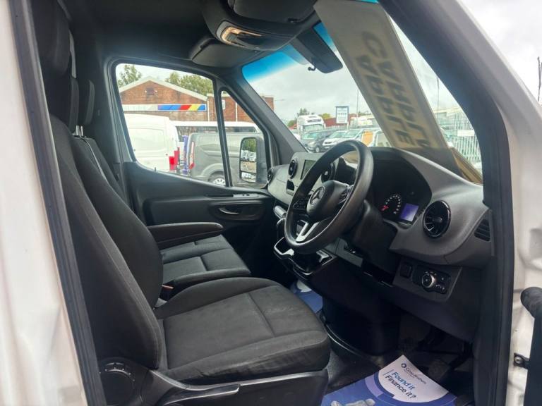 2021 71 MERCEDES-BENZ SPRINTER 2.1 314 CDI PROGRESSIVE LUTON BOX VAN TAIL LIFT E