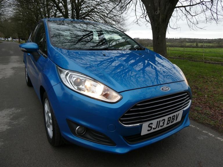 2013 Ford Fiesta 1.25 Zetec Hatchback 5dr Petrol Manual Euro 5 (82 ps) Hatchback Petrol Manual