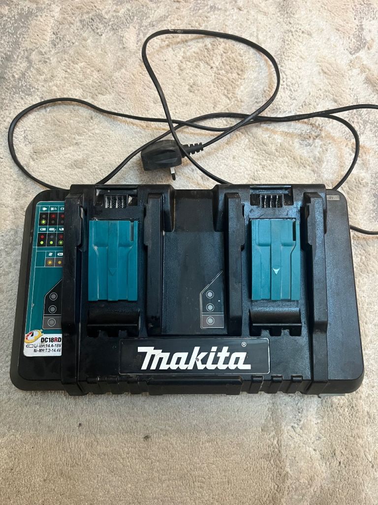 Makita 18v two port charger