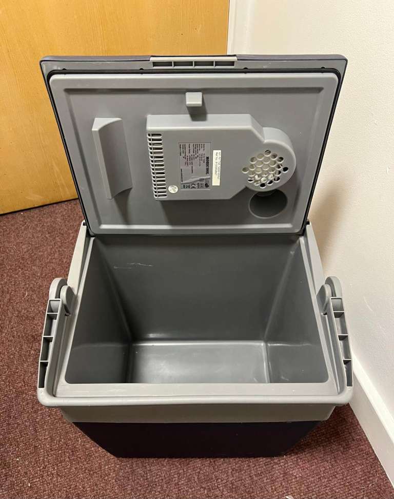 MOBICOOL 29L Electric Coolbox with Dual Plugs(12V & 220/240V) for Vehicles or Home