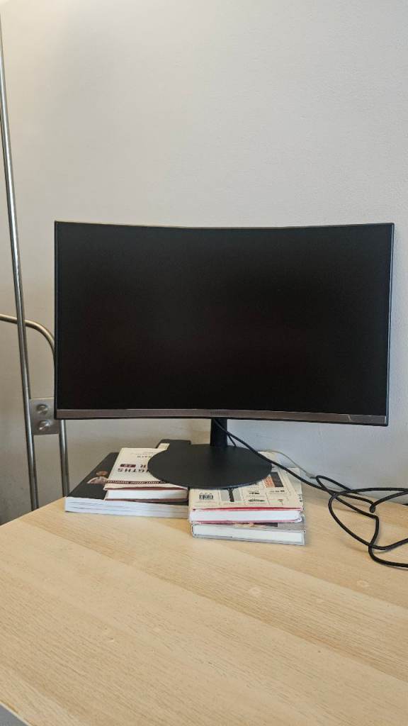 Samsung 24" inch T55 serie Full HD Curved monitor