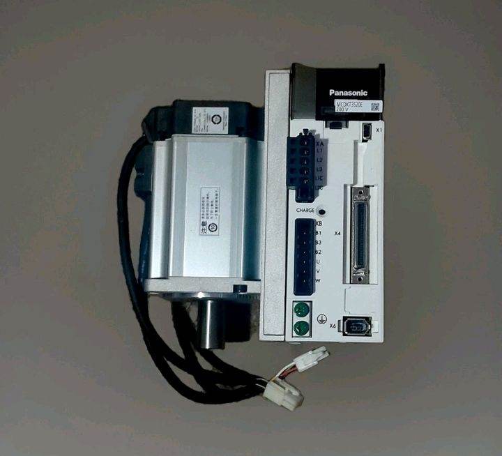 Panasonic MINAS A5 AC Servo Motor MHMJ082G1U + Driver MCDKT3520E 750W