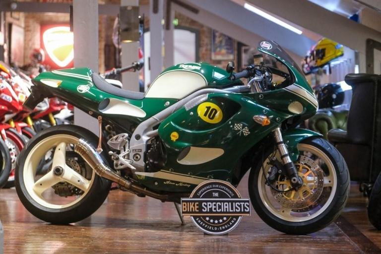 Triumph Daytona 955i "Mallory" Unique Build