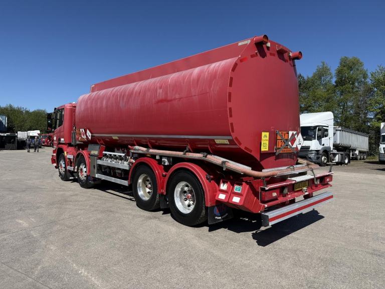 2013 SCANIA P400 8X4 25,000 LITRE FUEL TANKER 