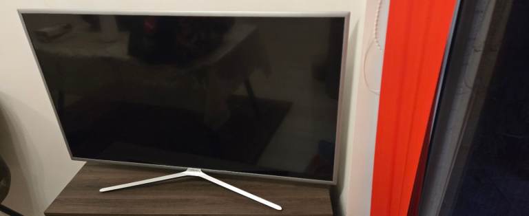 Samsung 49 Inch SMART TV