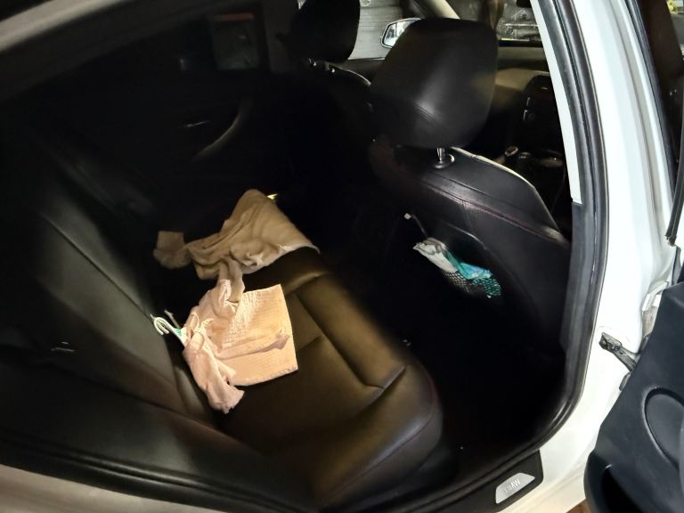 BMW, 3 SERIES, Saloon, 2012, Manual, 1997 (cc), 4 doors