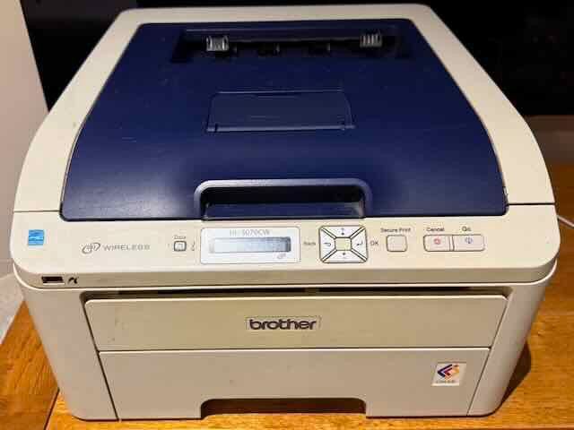 Brother HL-L3220CW Colour Laser Printer – Light Grey (A4) Condition: Used – Very Good