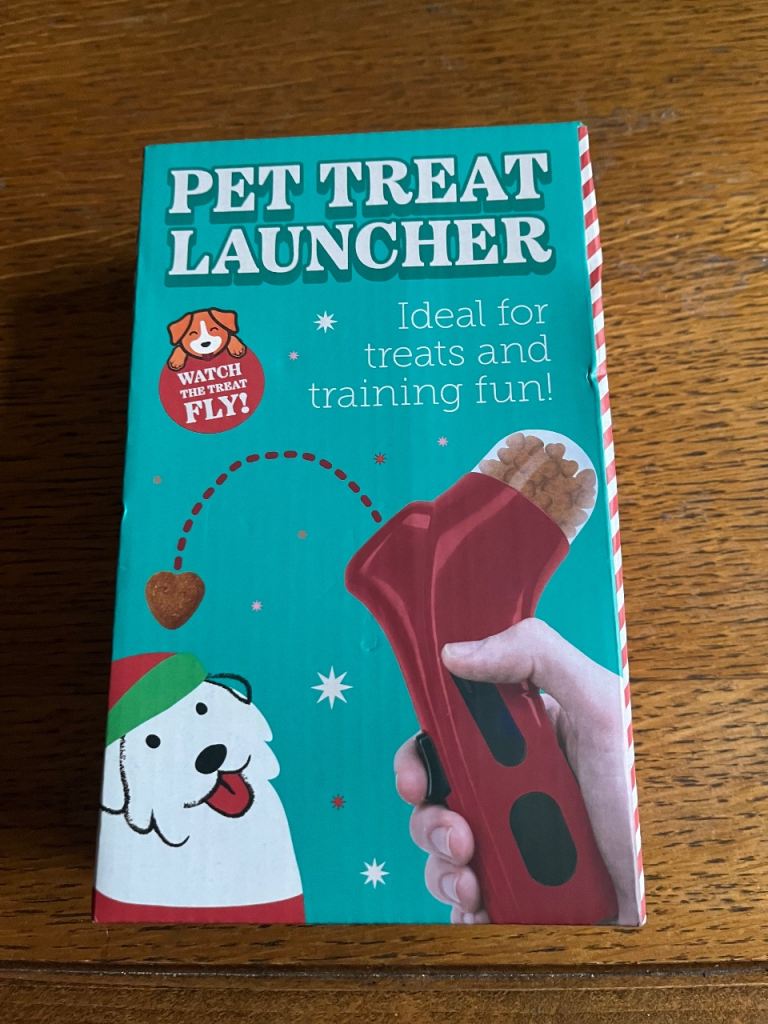 Fizz Creations ~ Dog Treat Launcher