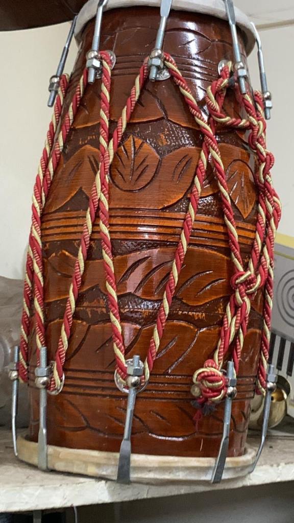 Dhol 