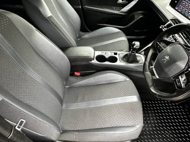 2020 Peugeot 2008 1.2 PureTech Allure SUV 5dr Petrol Manual Euro 6 (s/s) (100 ps) HATCHBACK Petro...