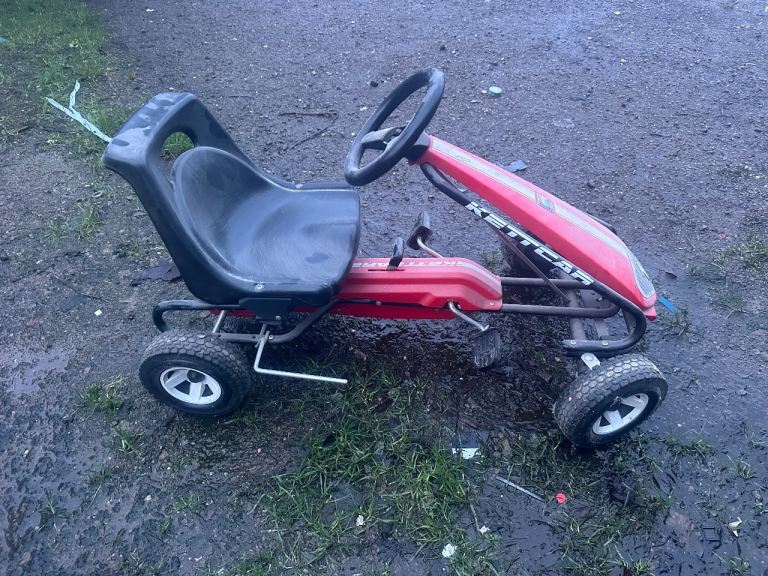 Kid red Pedal Go-Kart Ride-On Racer with Hand Brake, EVA Tyres, Adjustable Seat