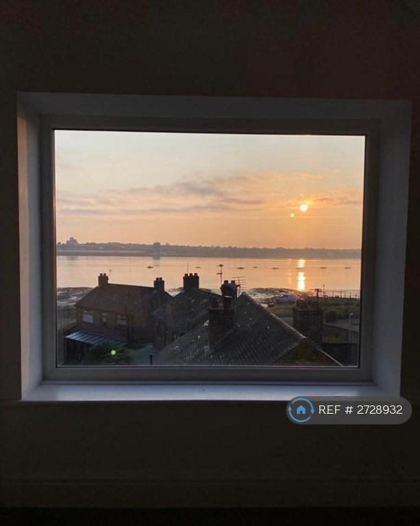 2 bedroom flat in Thorburn Road, Wirral, CH62 (2 bed) (#2728932)