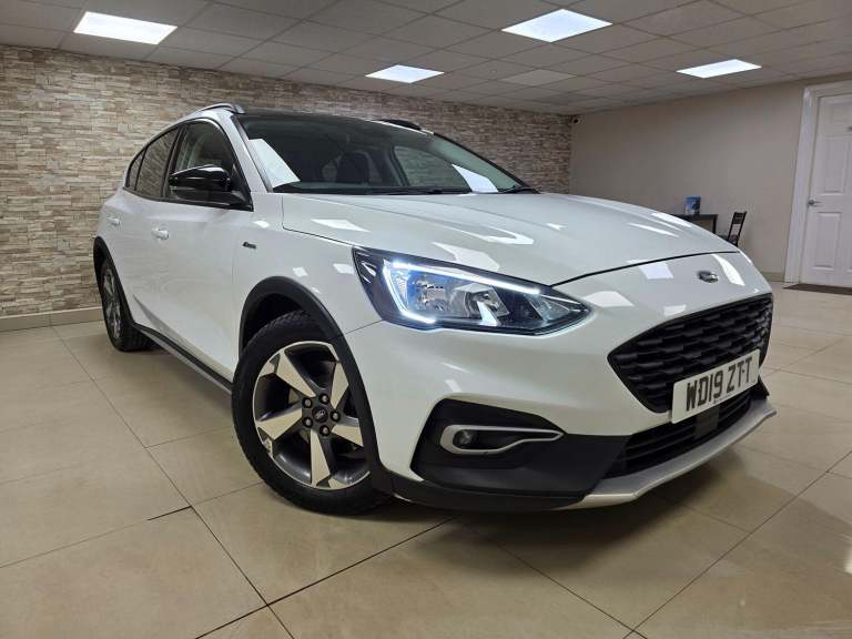 FORD FOCUS 1.0 T EcoBoost Active White Manual Petrol WARRANTY 12 MONTHS MOT