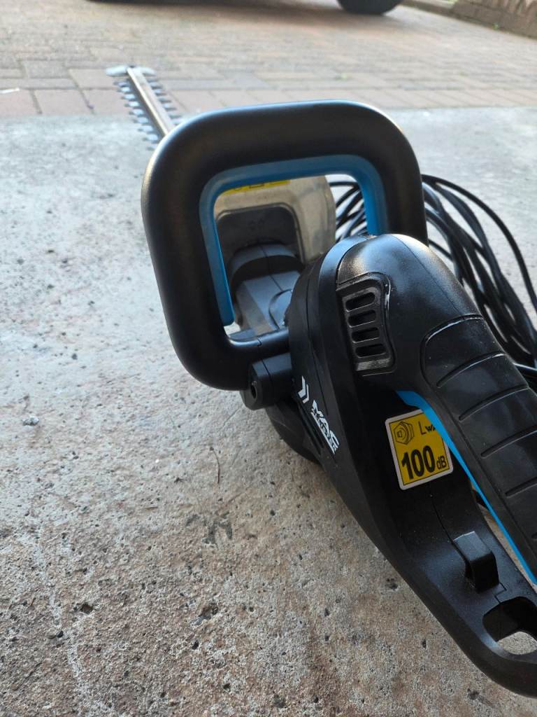Mac Allister Corded Hedge Trimmer - Black - MHT55050 550W