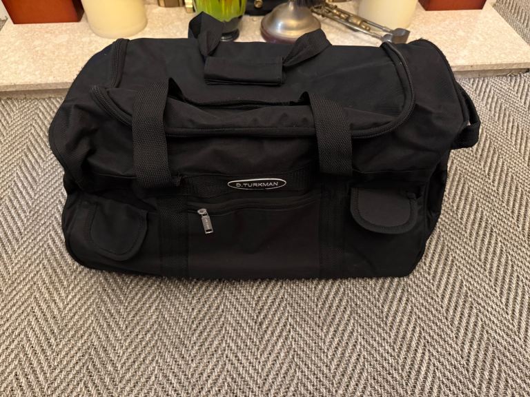 d turkman wheeled luggage / holdall