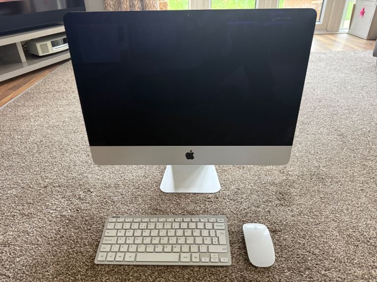Apple I Mac 21” late 2015