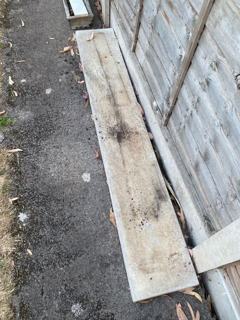 Concrete fence kickboard