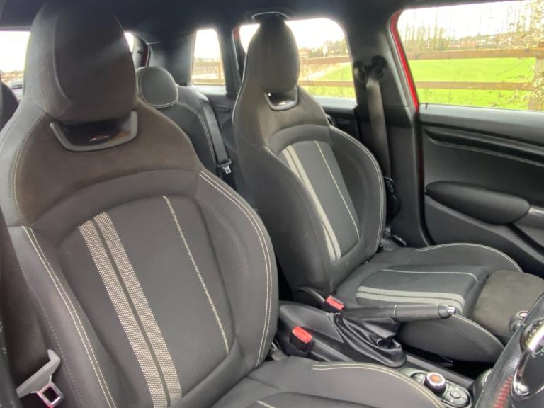 2020 MINI Hatch 1.5 Cooper Sport II 5dr - JCW Styling &amp; Mini Driving Modes &amp; Cruise HATCH...