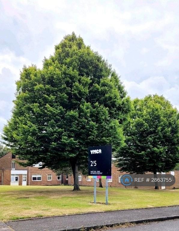 1 bedroom flat in Hamstead Road, Birmingham, B43 (1 bed) (#2863755)