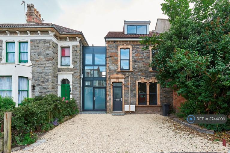 3 bedroom flat in Beaconsfield Road, St. George, Bristol, BS5 (3 bed) (#2744009)