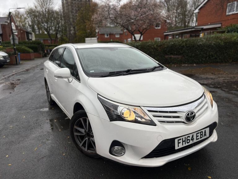 Toyota, AVENSIS, Estate, 2014, Manual, 1998 (cc), 5 doors