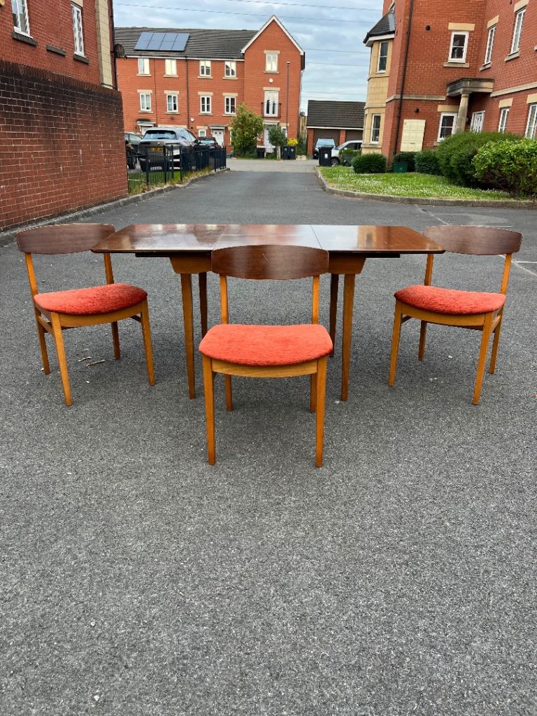 Mid century Danish style dining table & chairs (delivery available)