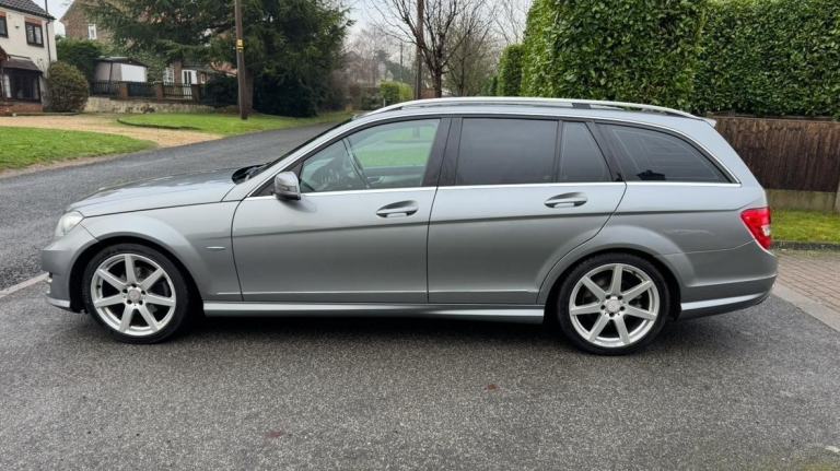 2011 (61) MERCEDES-BENZ C250 2.1 CDi SPORT ESTATE AUTO LONG MOT JUST SERVICED!  