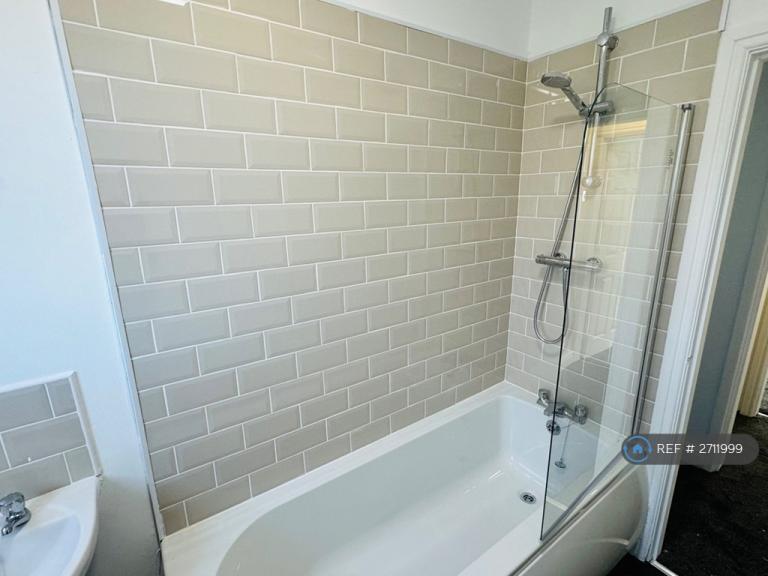 2 bedroom house in Sumner Street, Atherton, Manchester, M46 (2 bed) (#2711999)