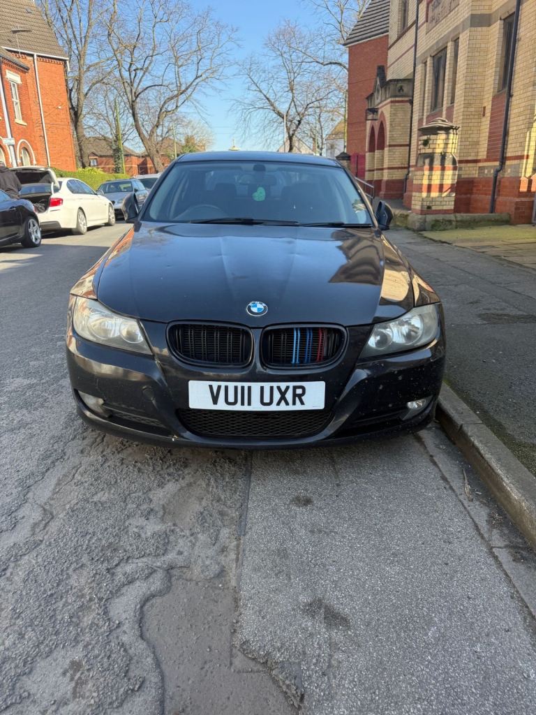 BMW, 3 SERIES, Saloon, 2011, Manual, 1995 (cc), 4 doors