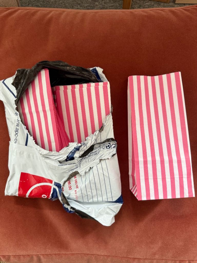 Pink stripe paper sweet/party bags x 80 **free**
