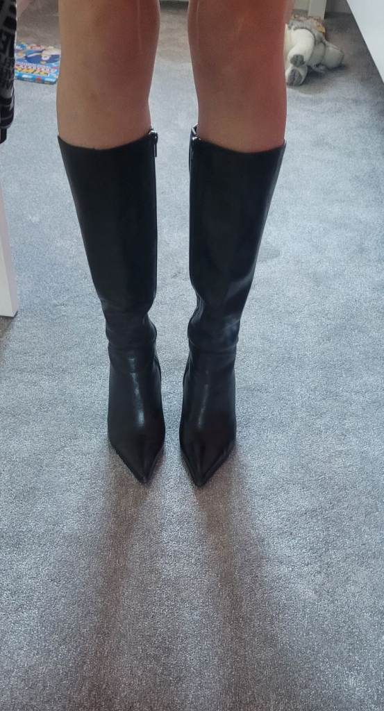 Moda in Pelle knee high boots