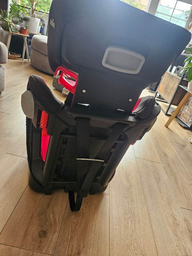 Joie Car Seat 9-36kg