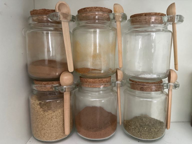 Set of 6 Glass Spice Jars with Cork Lids and Wooden Spoons – Good Condition