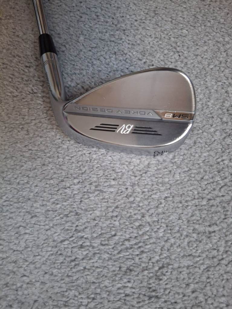 Vokey SM8 wedge 52 degree with project X rifle shaft 6.0