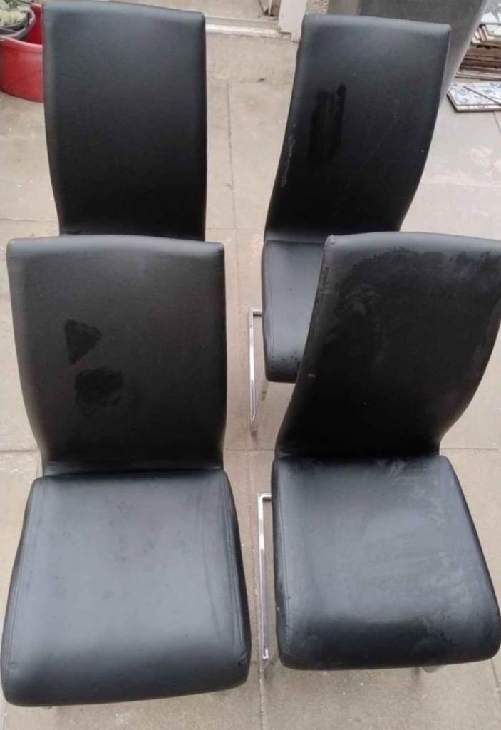 Table Chairs