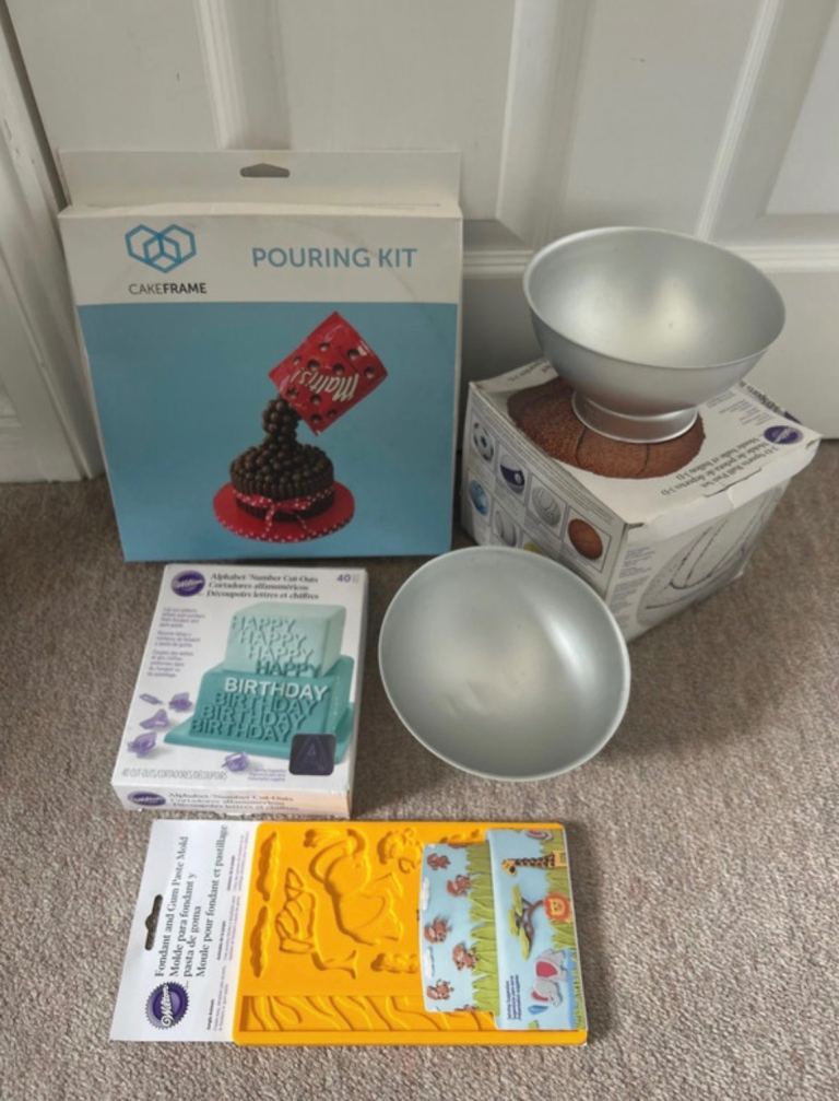 Sport ball pan set Pouring Kit Wilton alphabet and number cut out fondant mould