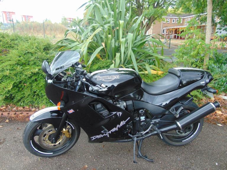 Triumph 1200 Classic 1996 English sports tourer superb immaculate originnal spec