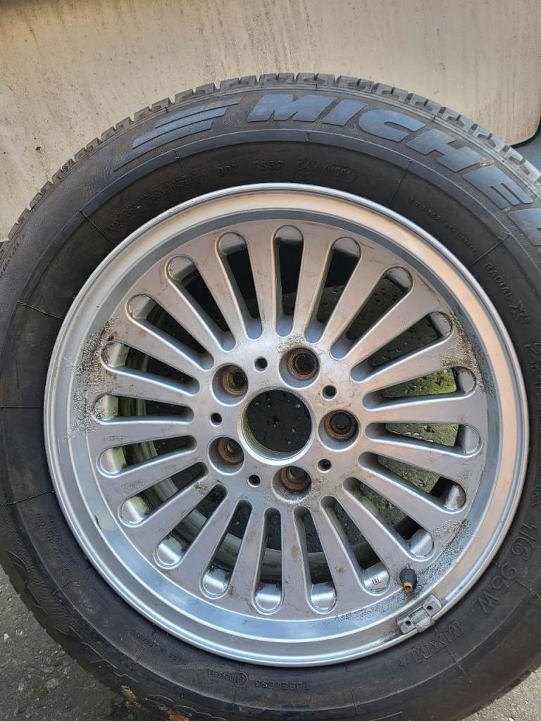BMW 16" ALLOY WHEEL AND NEW TYRE 
